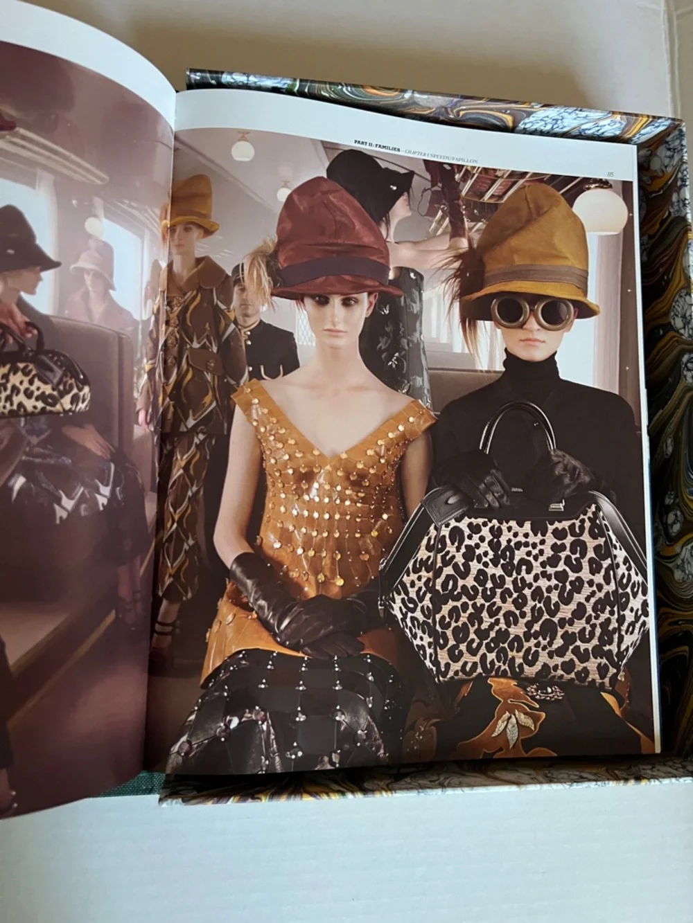 LOUIS VUITTON City Bags History Coffee Table Book Full set Rare